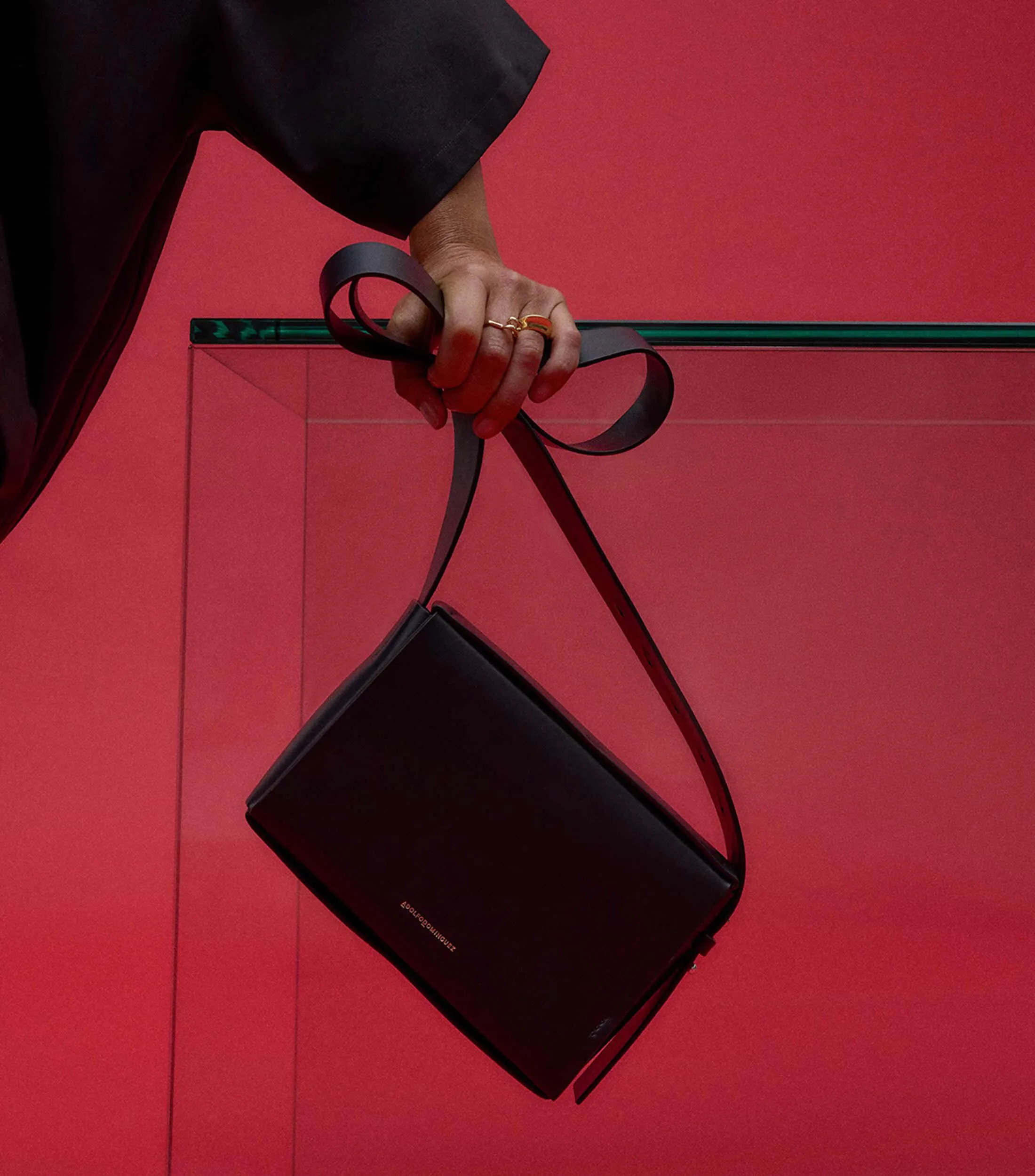 Adolfo Dominguez Bolso crossbody en piel Mujer