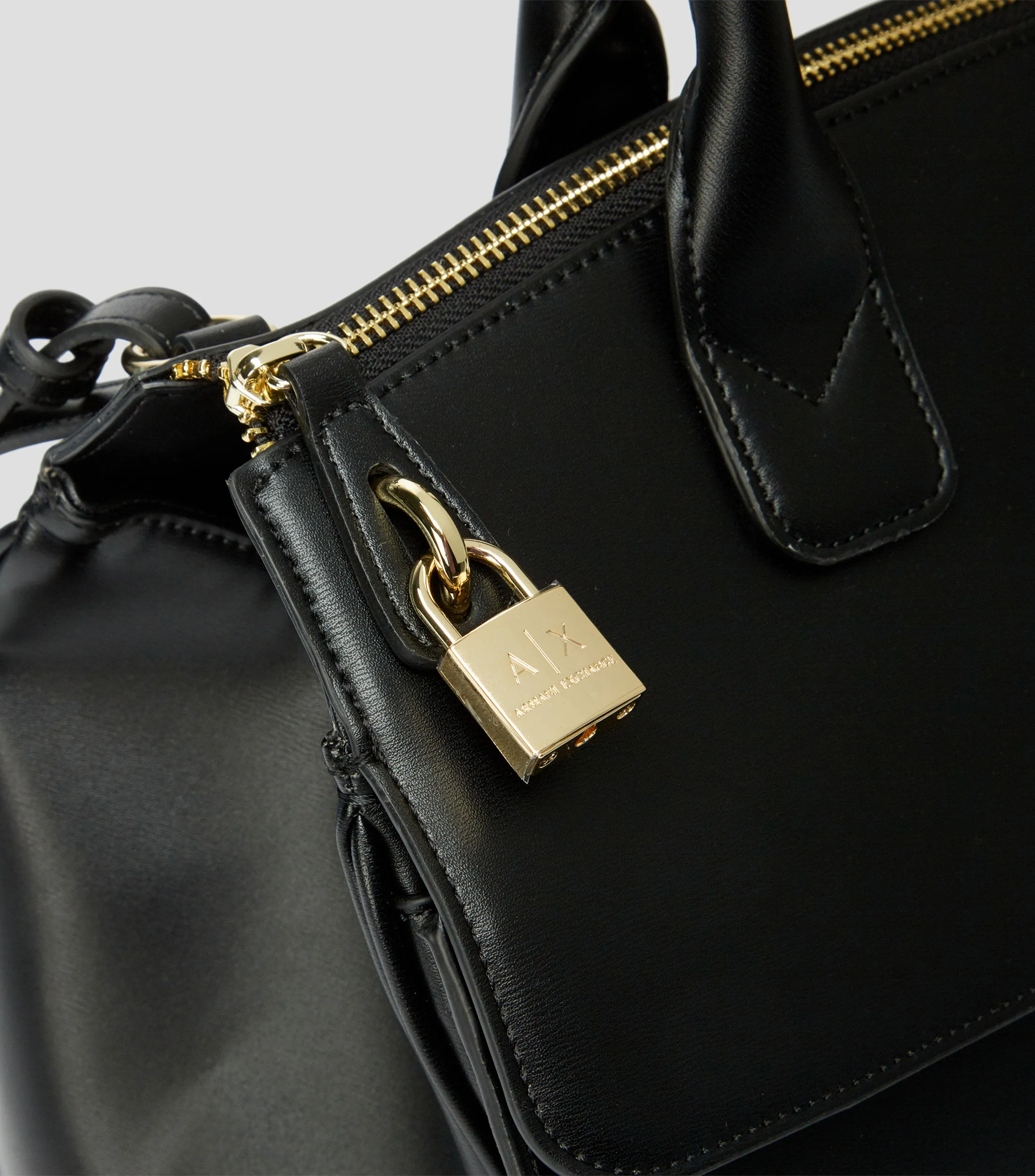 Armani Exchange Bolso Satchel liso Mujer