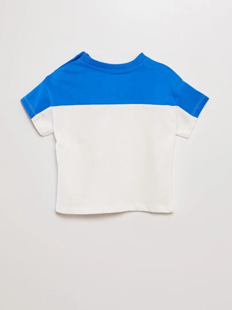 CAMISETA COLORBLOCK CON CUELLO REDONDO  AZUL