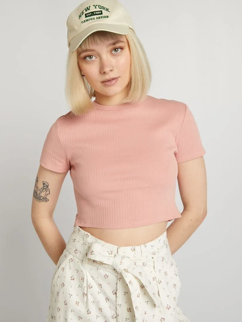 CAMISETA CROPPED DE CANALé CON CINTAS  ROSA