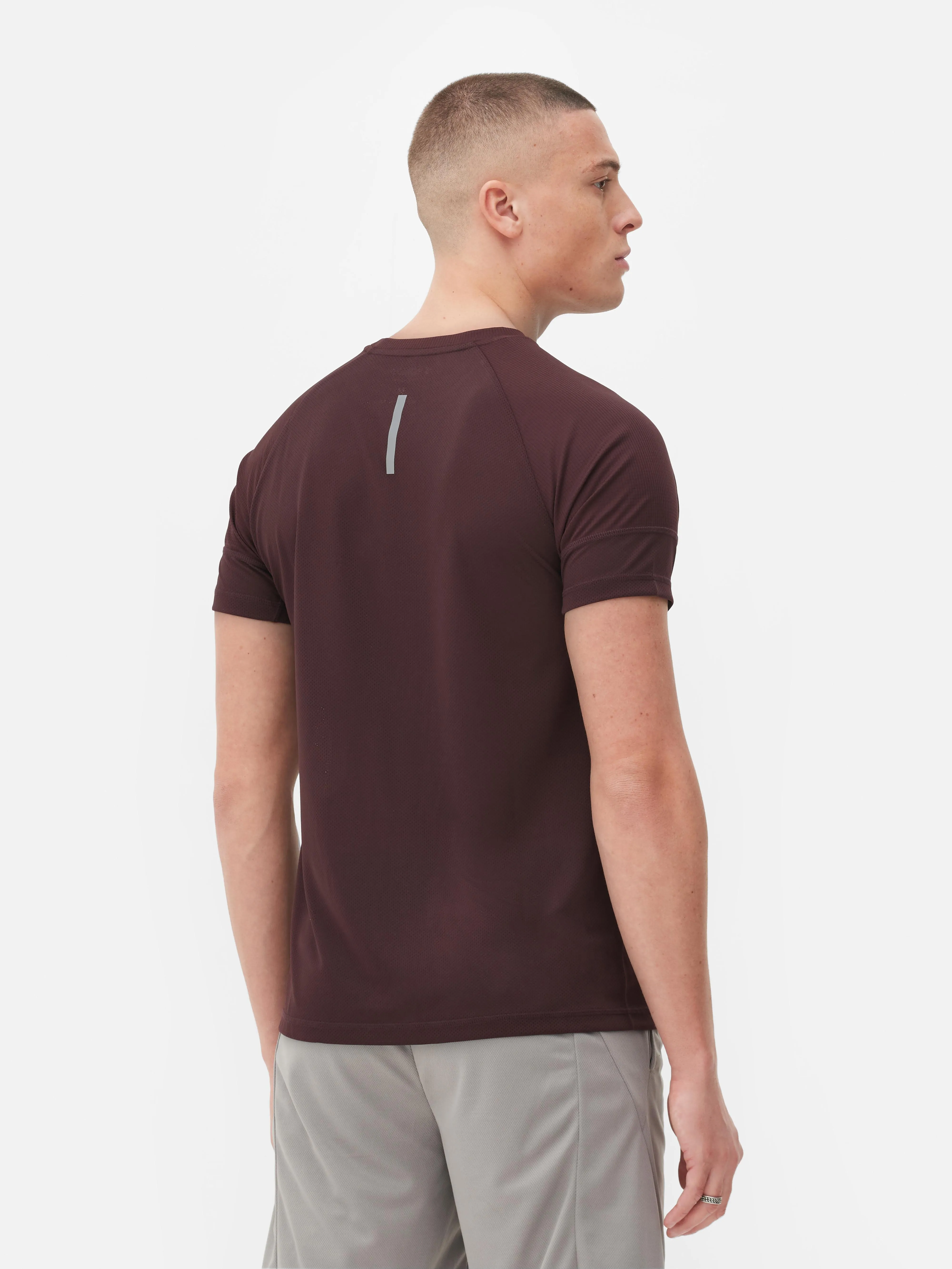Camiseta de manga corta de alto rendimiento