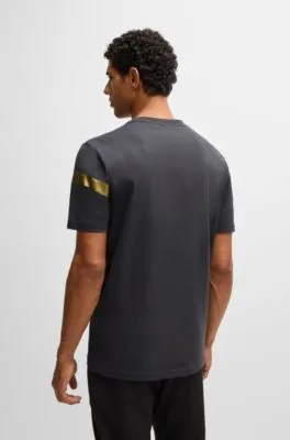 Camiseta regular fit de algodón elástico con raya con logo