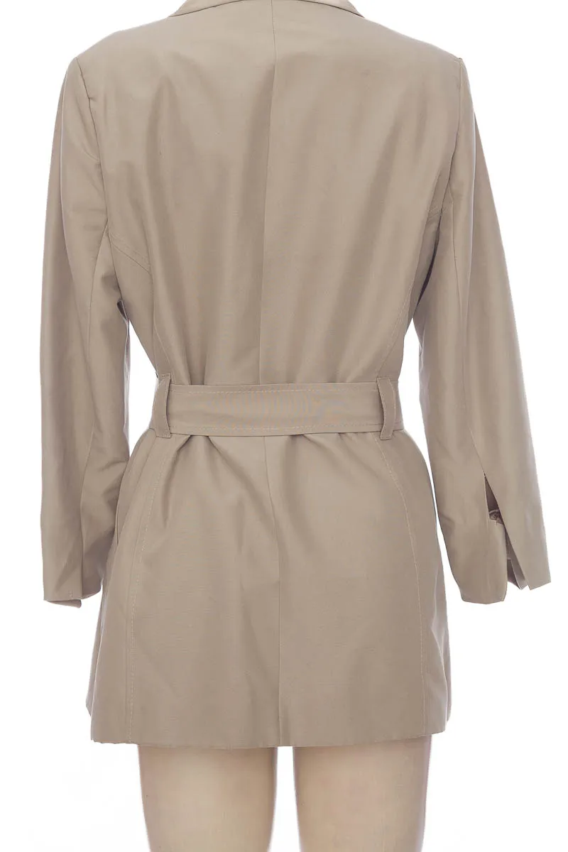 CHAQUETA / ABRIGO COLOR BEIGE  CLOSEANDO