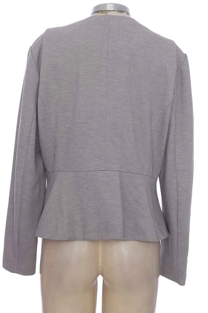 CHAQUETA / ABRIGO COLOR GRIS  GEF