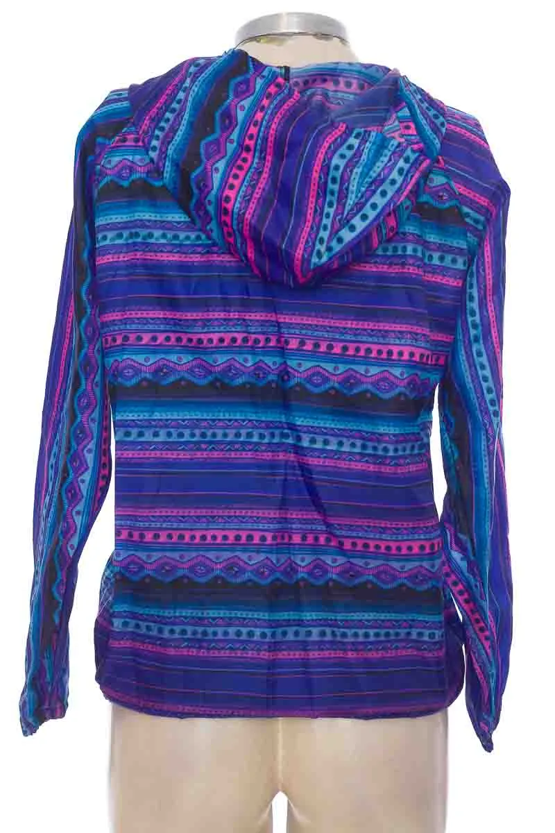 CHAQUETA / ABRIGO COLOR MORADO  CLOSEANDO
