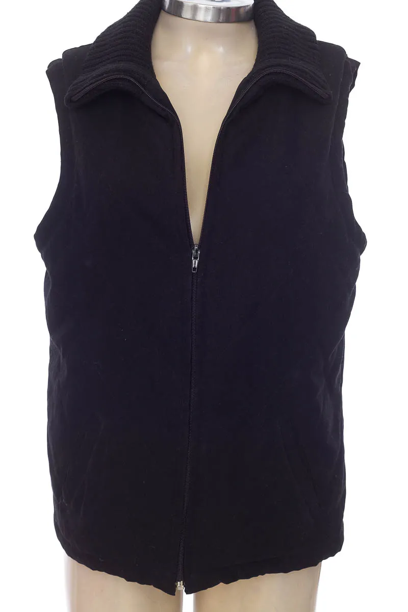 CHAQUETA / ABRIGO COLOR NEGRO  CHAMARRAS