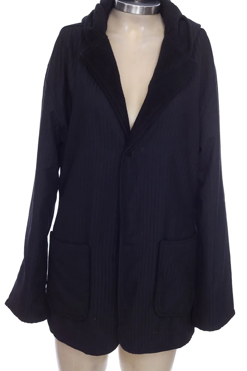 CHAQUETA / ABRIGO COLOR NEGRO  KANI