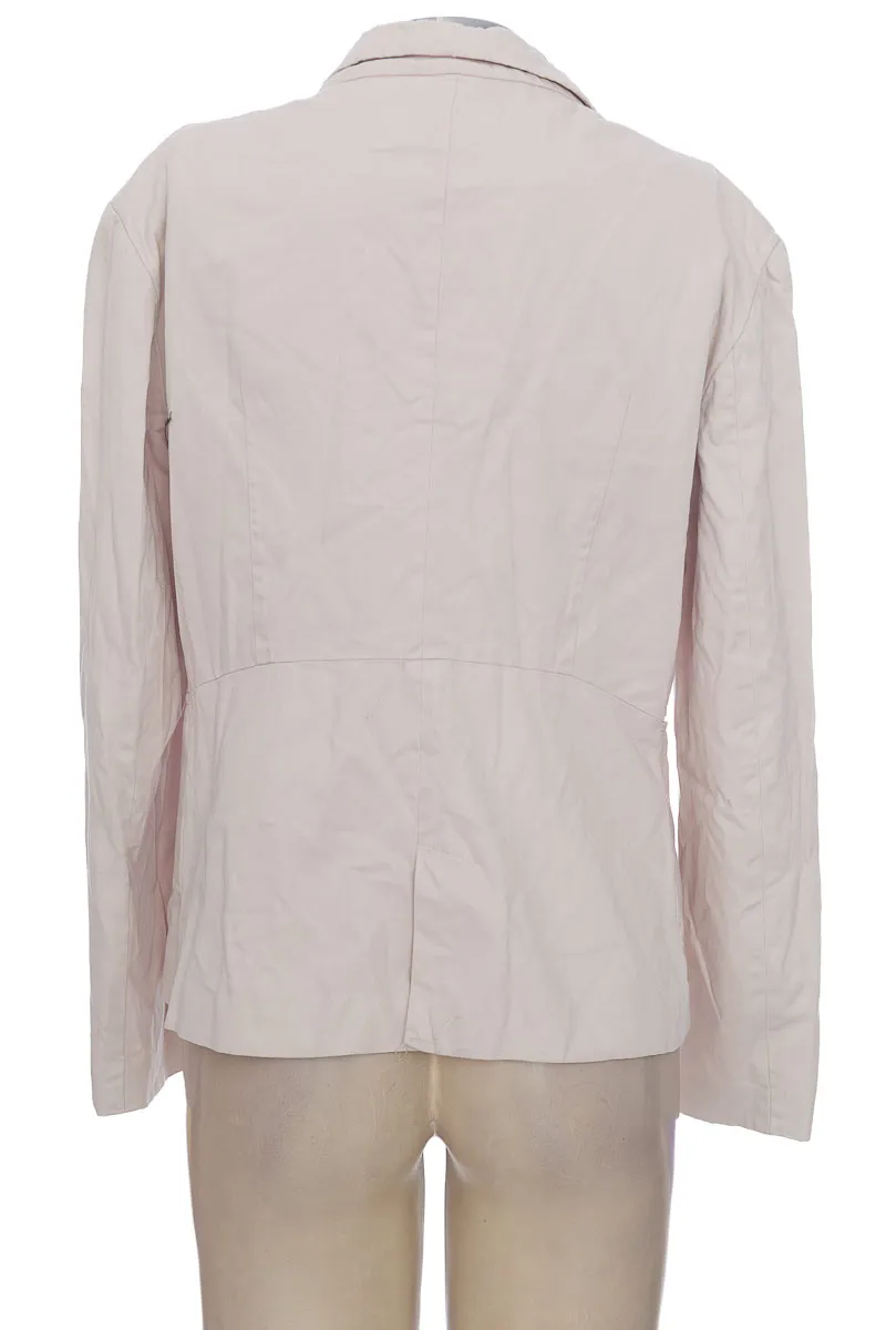 CHAQUETA / ABRIGO COLOR ROSADO  BERSHKA