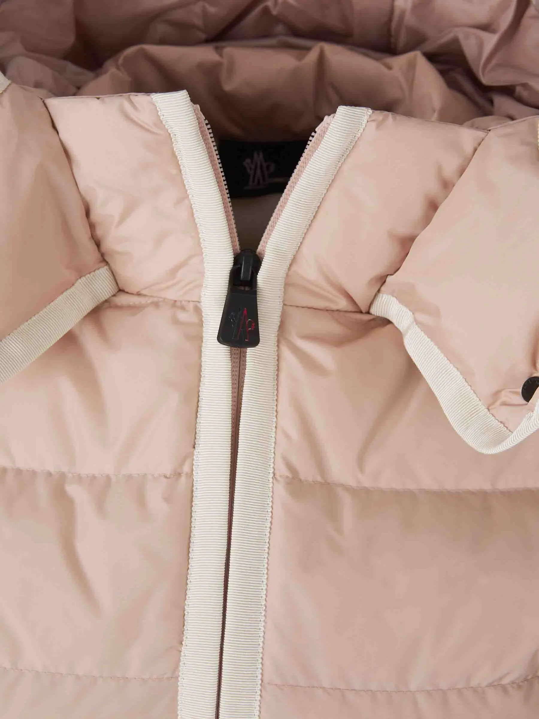 Chaqueta Acolchada Capucha