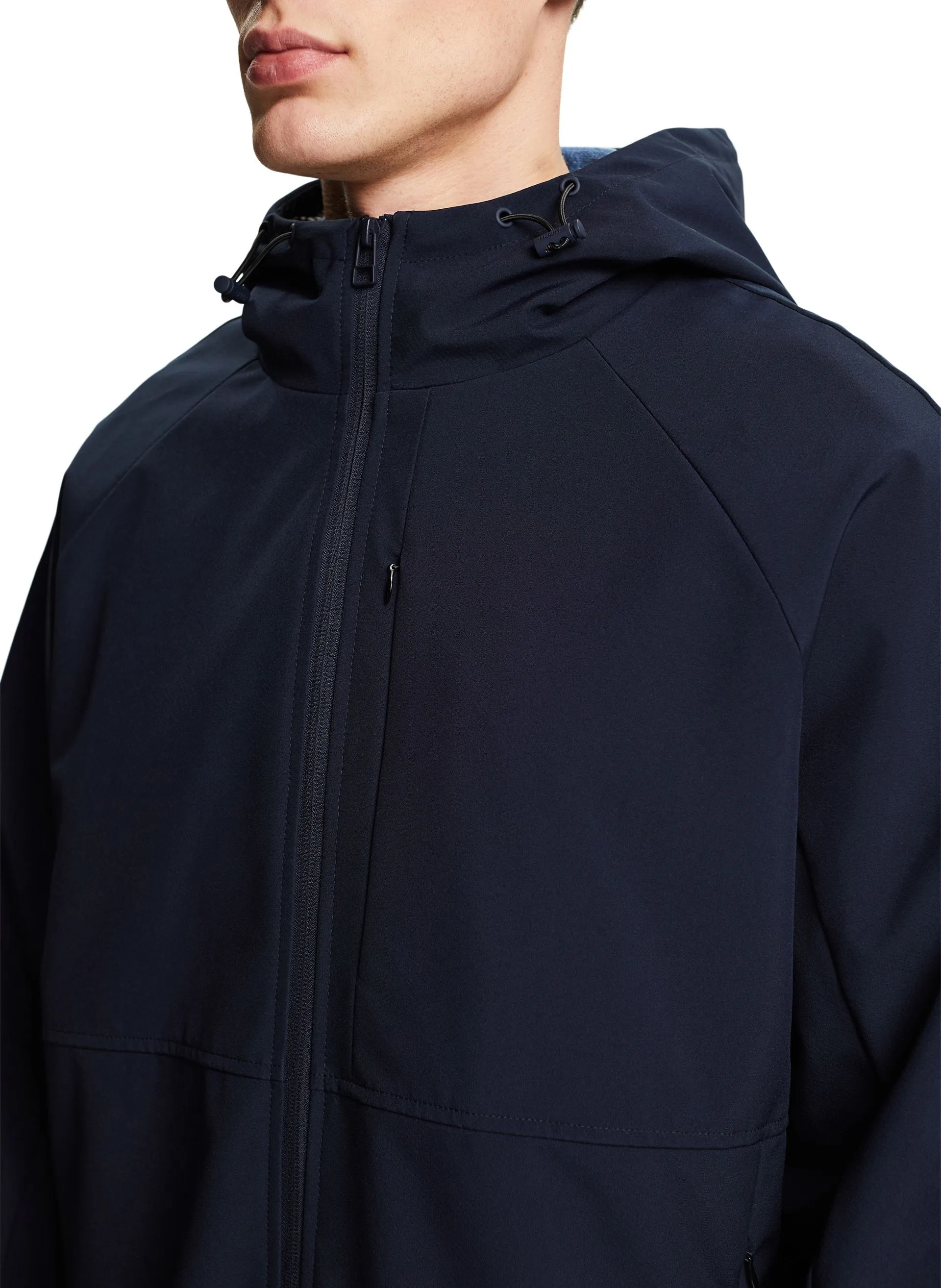 Chaqueta con cuello alto en azul