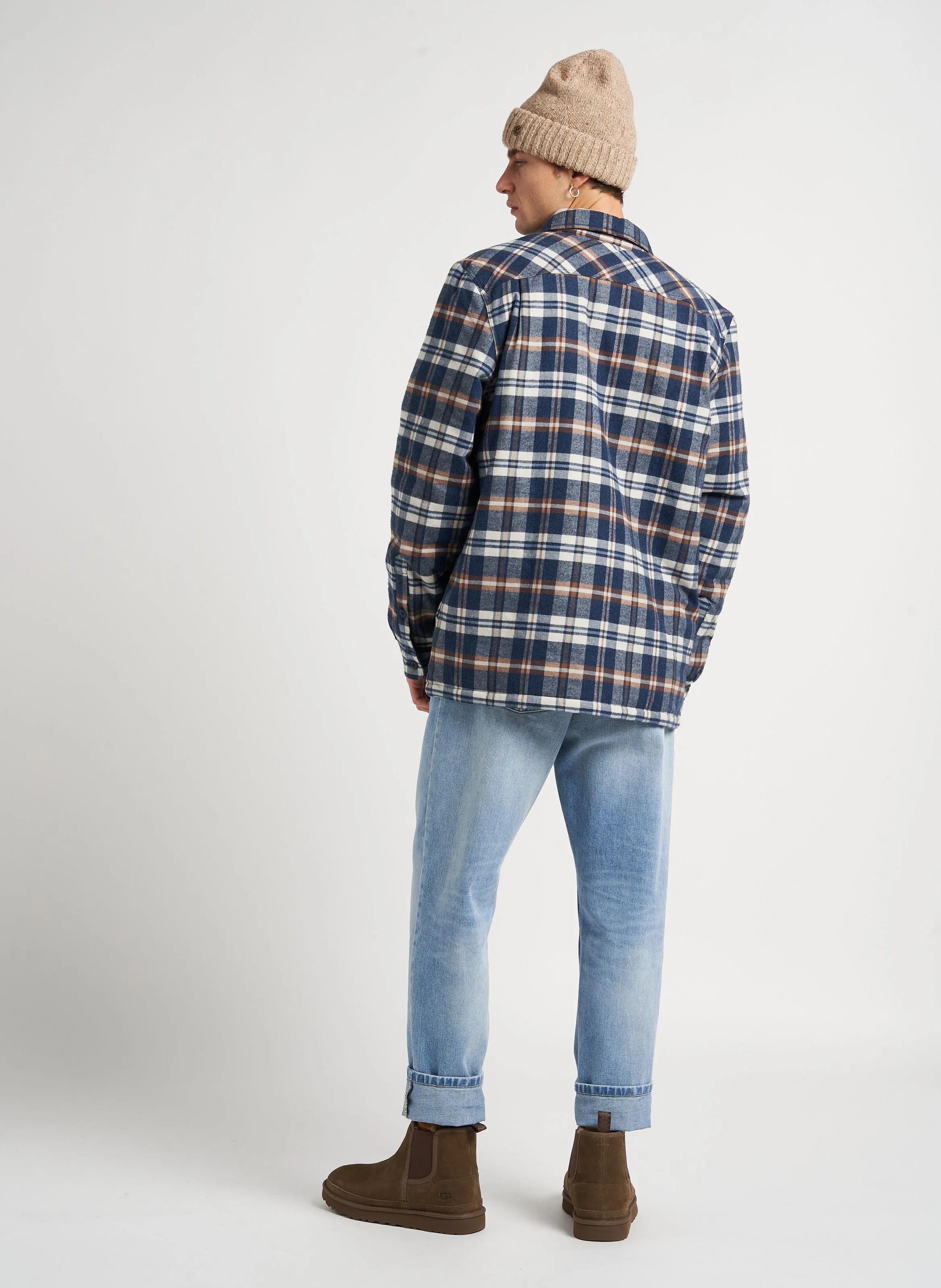 INSULATED  CHAQUETA DE ALGODóN ORGáNICO CON CUELLO CLáSICO EN AZUL