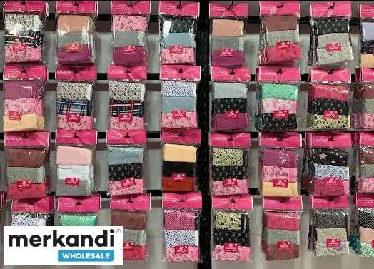 Los calzoncillos de mujer de alta calidad en un paquete de 3 ofrecen una selección de paquetes de lencería con una calidad de pr