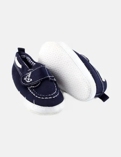 Primark Zapato azul detalles bordados