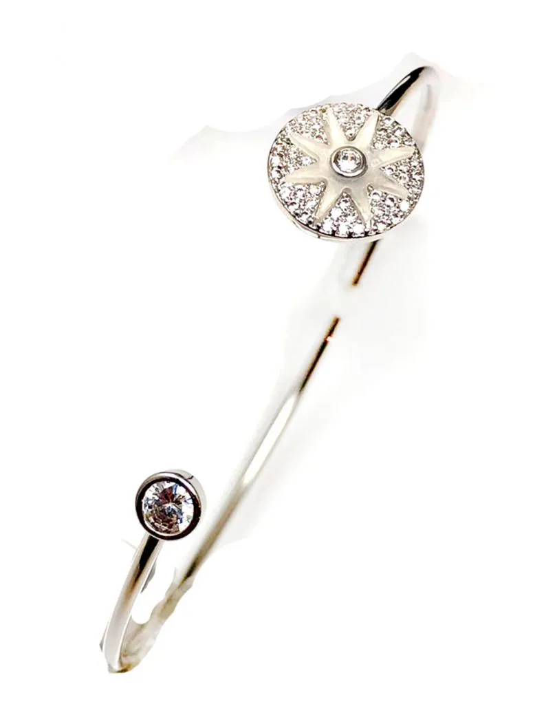 PULSERAS PLATEADAS FINAS CON BONITO DETALLE DE ESTRELLITA