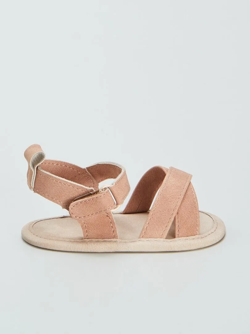 SANDALIAS CON TIRAS  MARRON