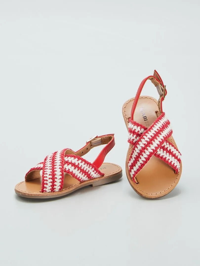 SANDALIAS PLANAS CON TIRAS CRUZADAS  ROJO