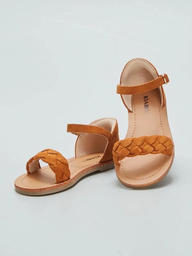 SANDALIAS PLANAS  MARRON