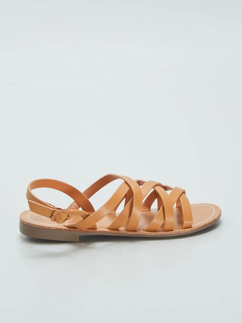SANDALIAS PLANAS MULTITIRAS  MARRON