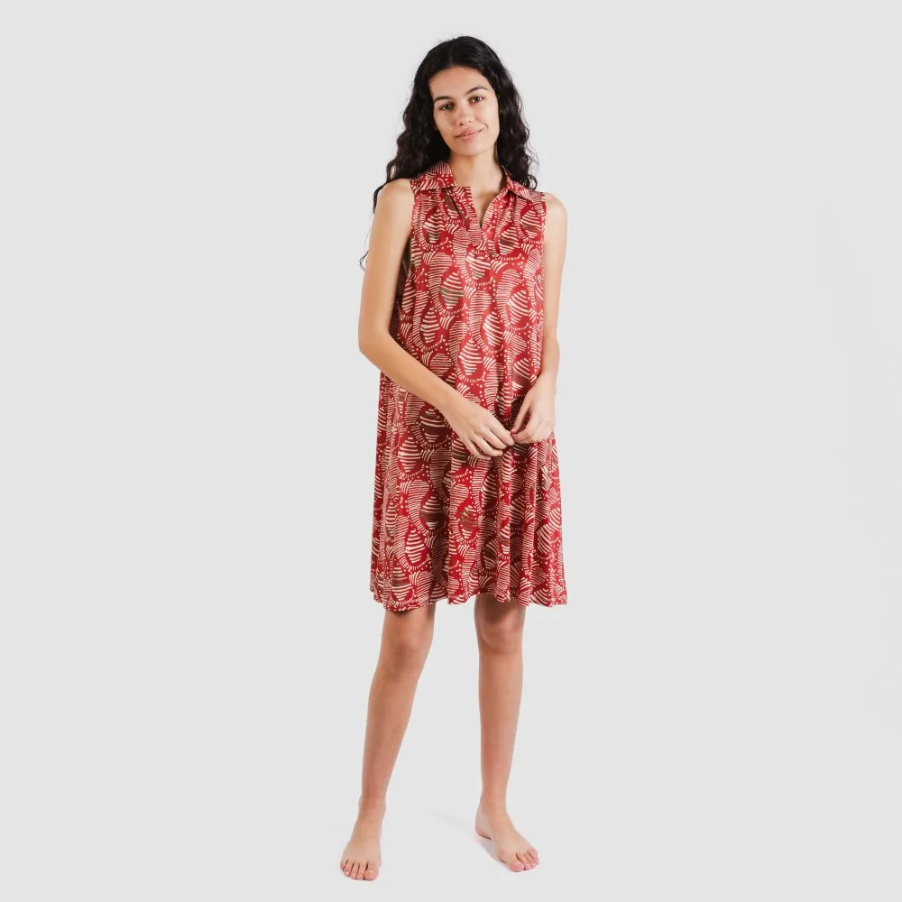 Vestido corto cuello y solapa soft Zumaia burdeos