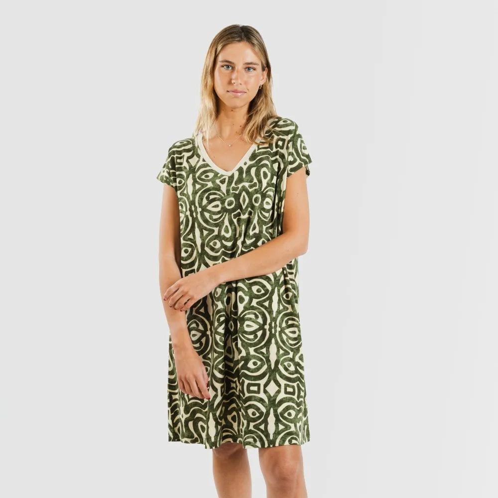 Vestido corto manga fluida crepe Premura verde caceria