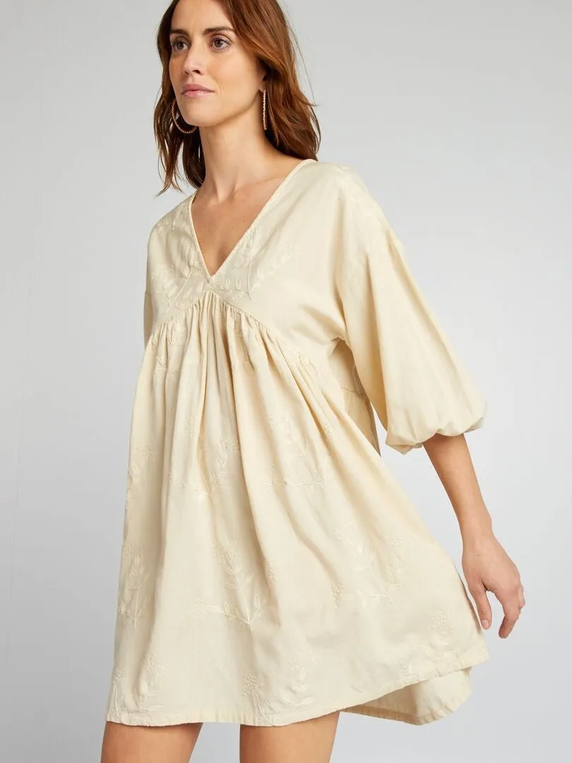 VESTIDO DE MEZCLA DE LINO CON MOTIVOS BORDADOS  BEIGE