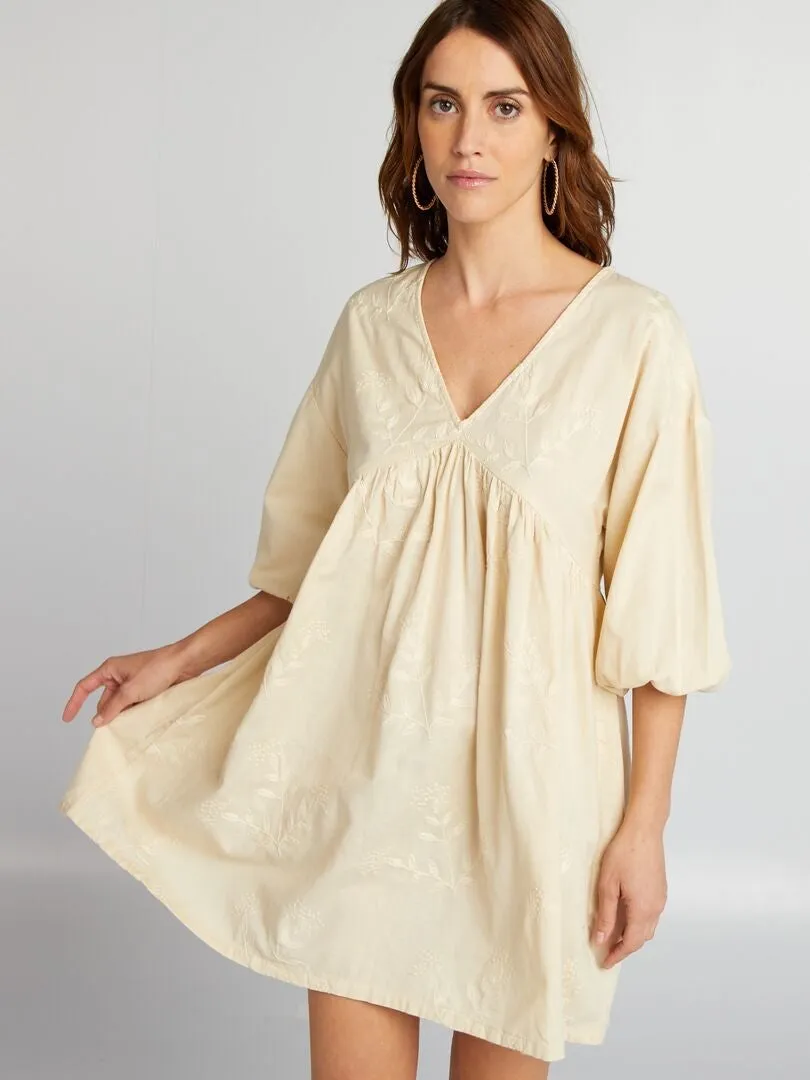 VESTIDO DE MEZCLA DE LINO CON MOTIVOS BORDADOS  BEIGE