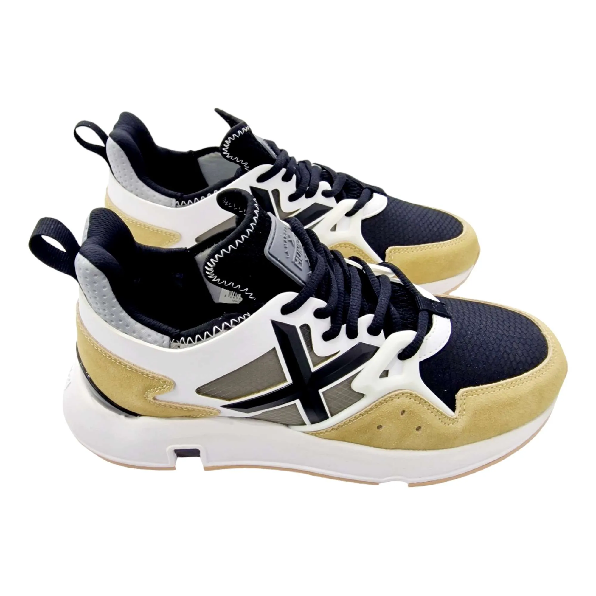 ZAPATILLAS MUNICH HOMBRE CLIK 57 BEIGE