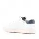 Zapatos sport CLAE blancas con parte trasera azul