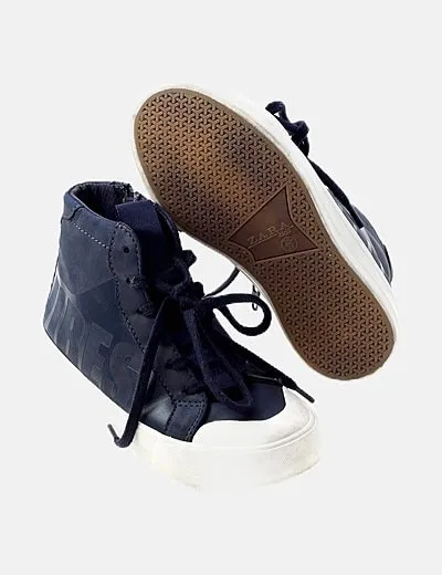 Zara Zapato azul marino acordonada